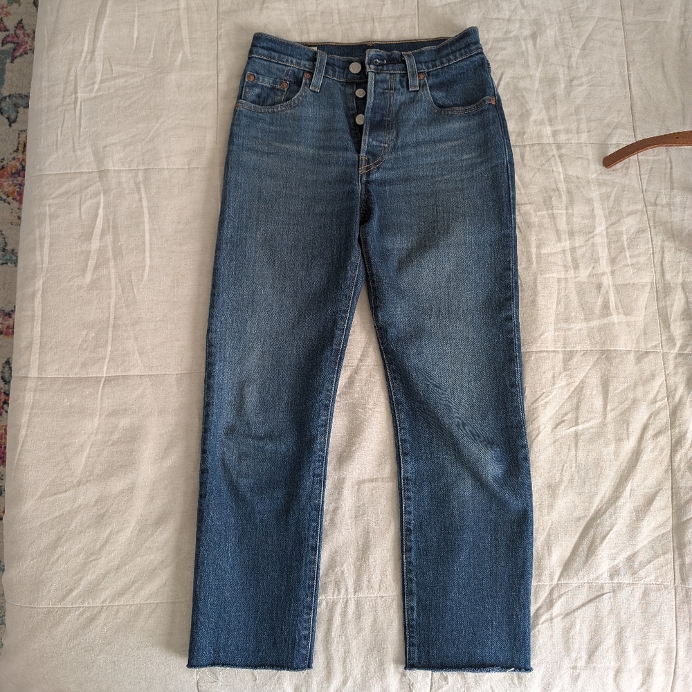 Levi's 501 Crop Straight Leg Jeans